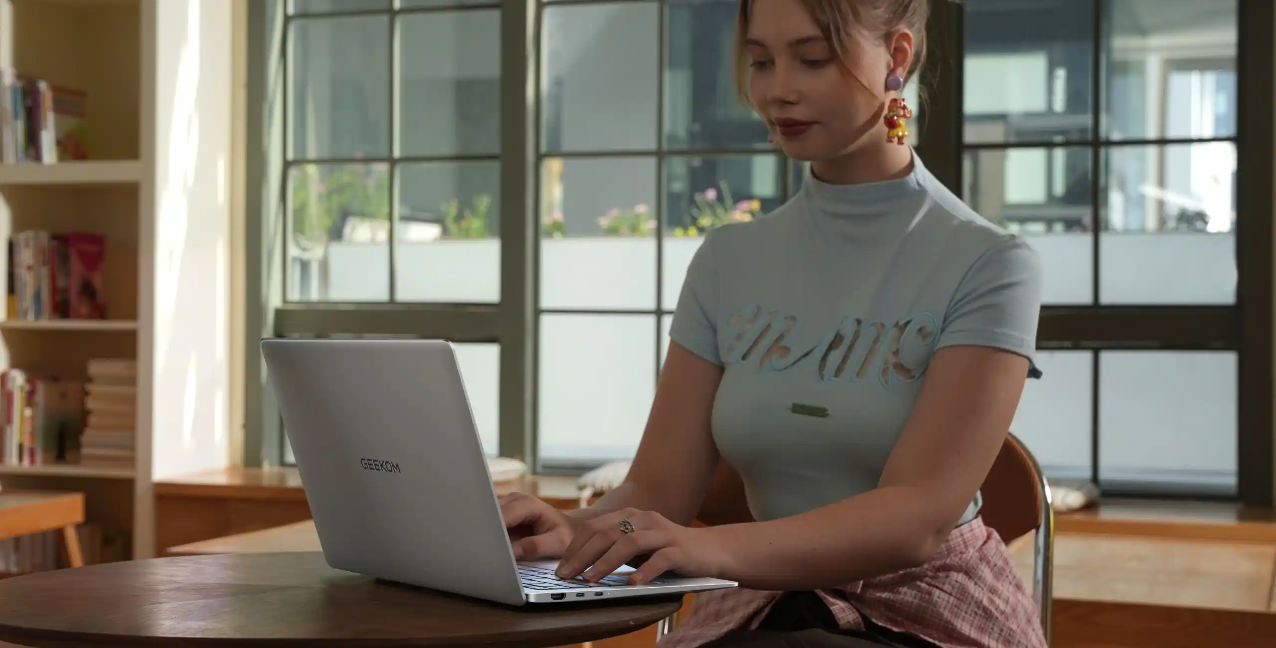 Bester Laptop für Studenten 2026: 2 Top-Modelle im Vergleich